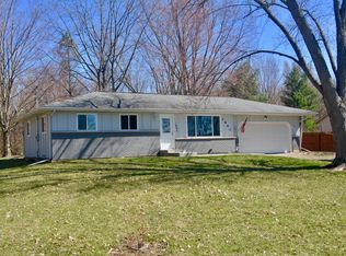 1693 Lakeside Dr, Ceresco, MI 49033