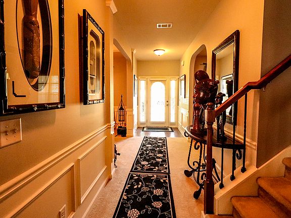 2nd image of 3047 Excelsior Ct