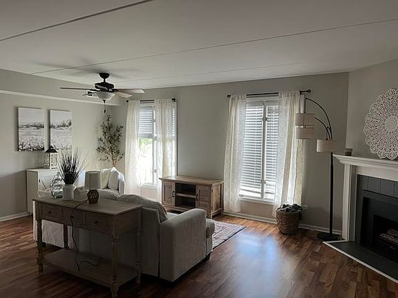 4th image of 13535 Lamon Ave APT 107