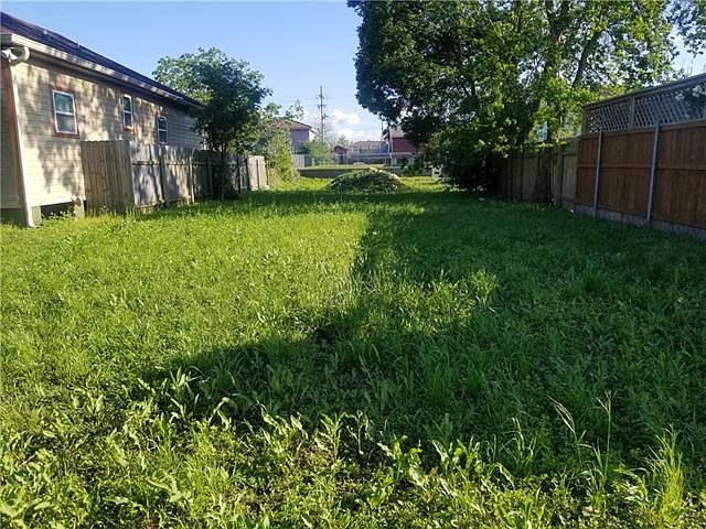 1st image of 2760 Athis St