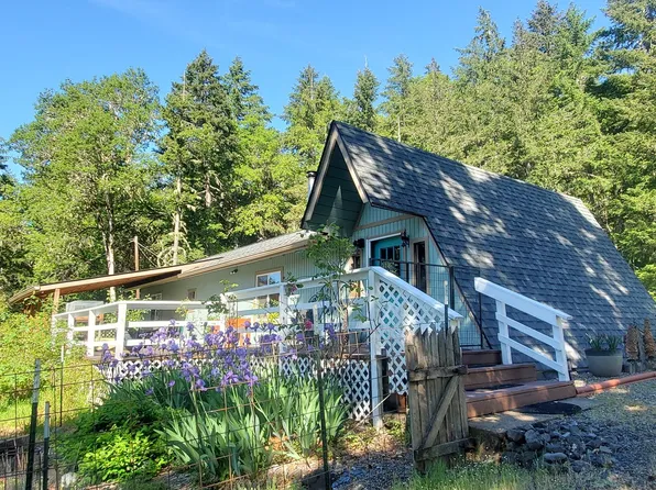 527 Old Homestead Dr, Oakland, OR 97462