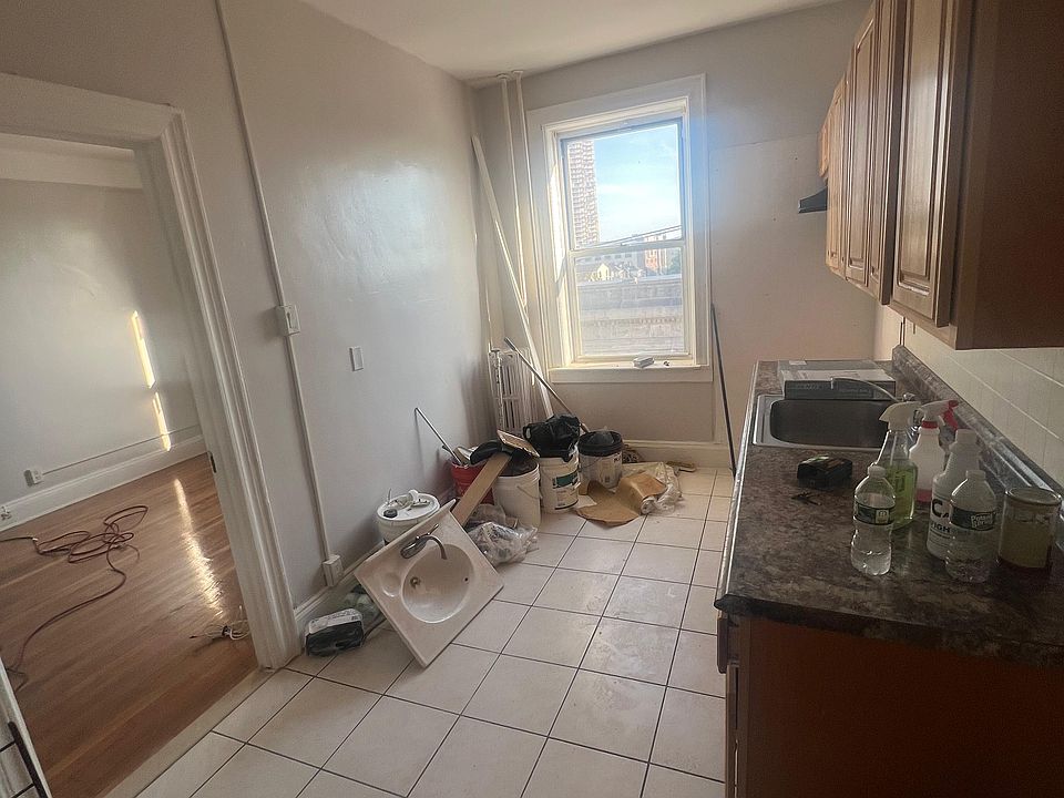 1st image of 60 63rd St APT D6