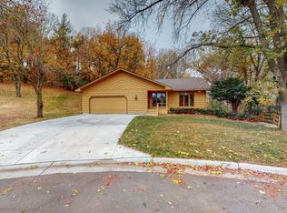 300 Kenely Ct SW, Pine Island, MN 55963