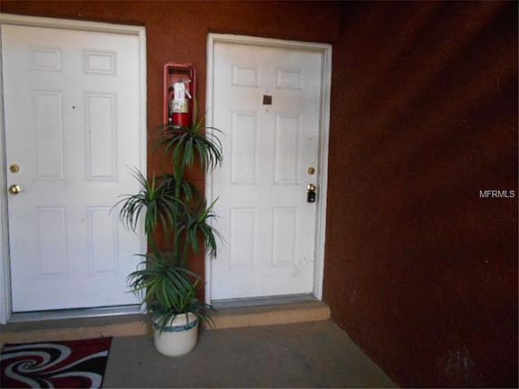 3rd image of 8810 Crestview Dr APT B