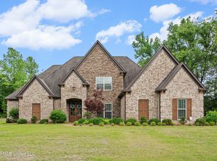 9181 Honeysuckle Way, Hernando, MS 38632