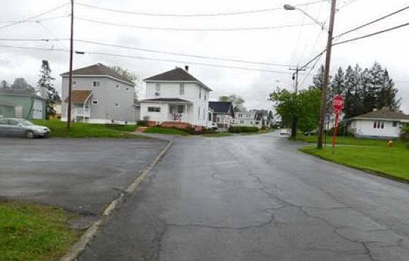 5th image of 7 Myers Ave
