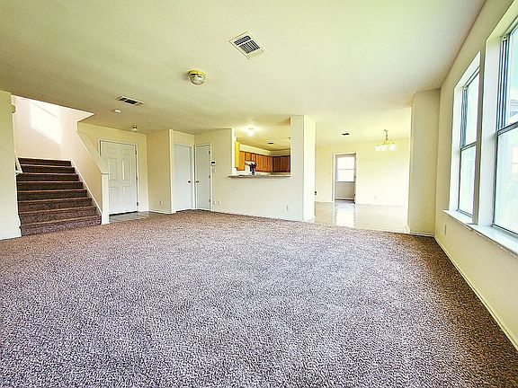 3rd image of 12250 Stoney Spur