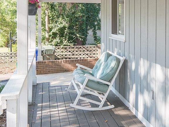 5th image of 110 Keowee Ave
