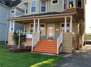 3296 E 55th St, Cleveland, OH
