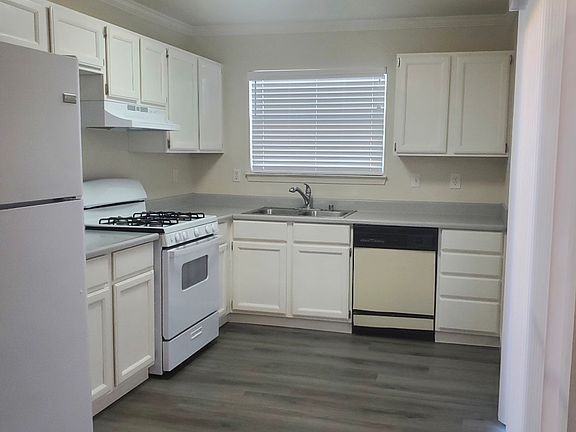 4th image of 329 Mustang Ct Unit A