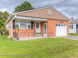 81 Selkirk Ave, Toms River, NJ 08757