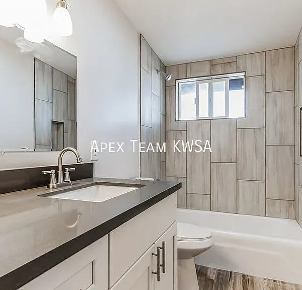 319 E Glenn St #319 E GLENN ST — Photo 11