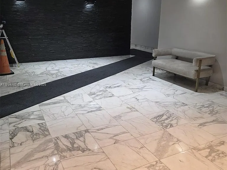 9225 Collins Ave #1409 — Photo 39