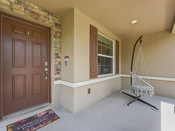 5th image of 963 SW Cecil Lane