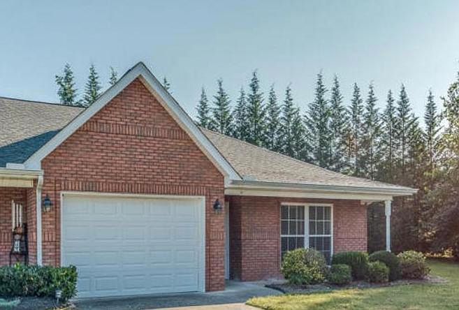 1st image of 2561 Keeneland Dr