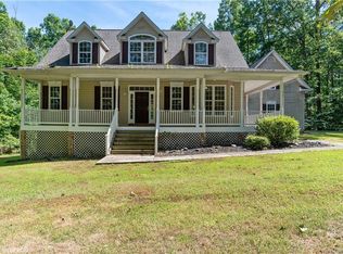 1454 Hensley Rd, Mineral, VA 23117