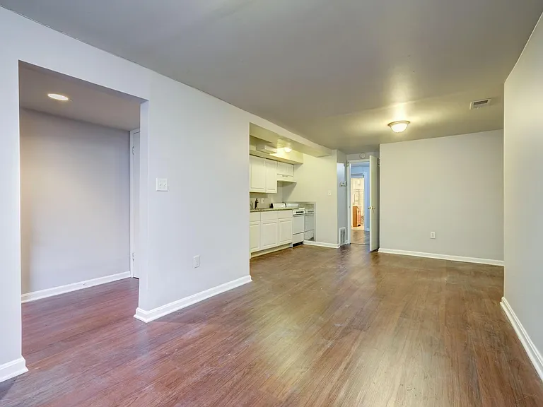 1611 S St NW — Photo 8