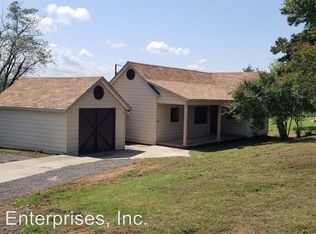 2105 W Denver St, Greenwood, AR 72936