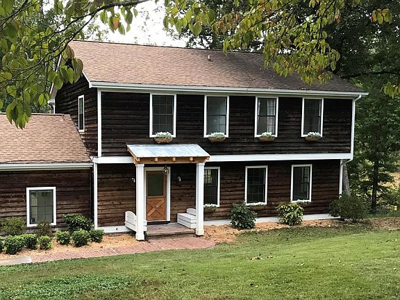 2nd image of 9501 Ravenwood Cir