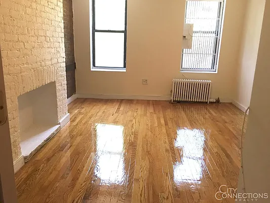 Rented by City Connections Realty | media 13