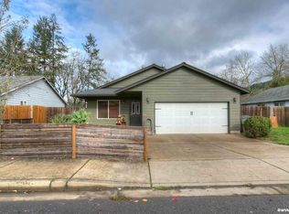140 Getchell Ct, Amity, OR 97101