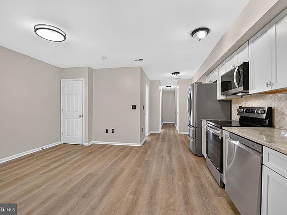 3rd image of 1240 18th St NE APT 2