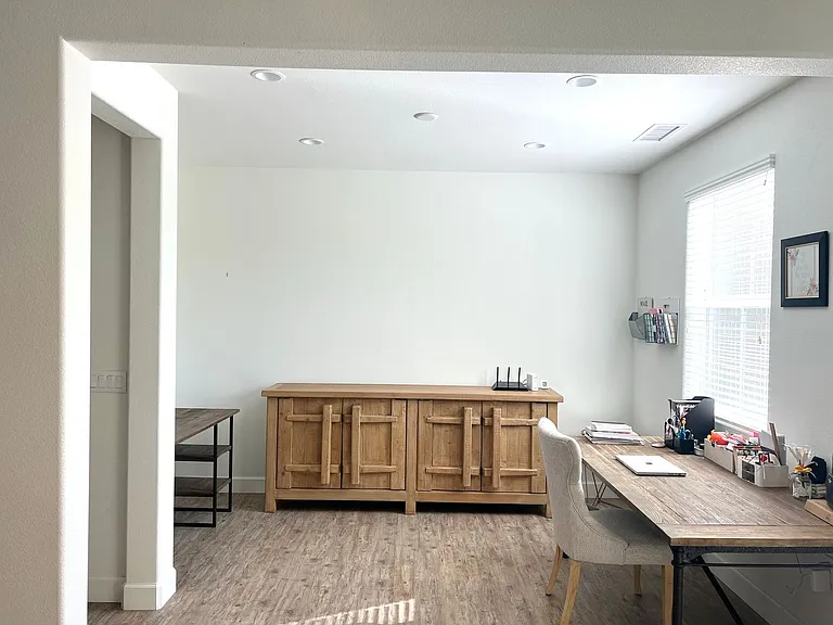 531 Sertoma Way — Photo 7