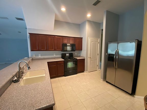2nd image of 1704 Woodwatch Way