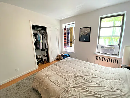 Rented by Douglas Elliman | media 22