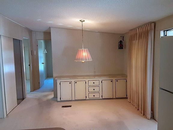 5th image of 673 Orange Tree Dr