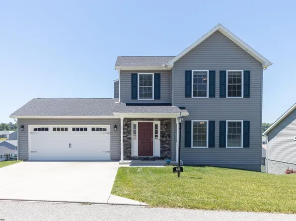 60 Friend Dr, Morgantown, WV 26508