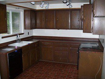 4th image of 41 E Willow Pl