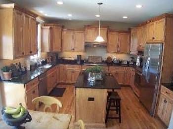 3rd image of 444 E East Ct