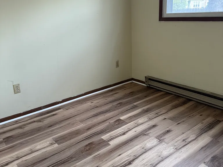 17-19 East St #19A — Photo 4