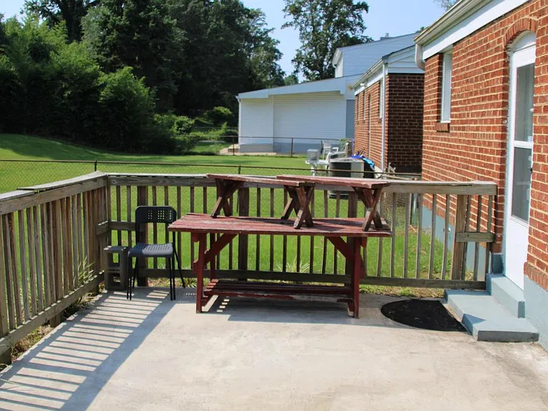 12010 Ashley Dr SE — Photo 21