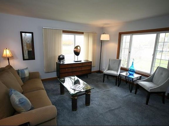 3rd image of 2310 W Ramsey Ave