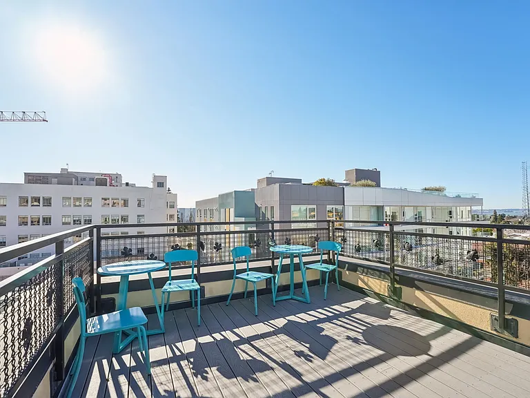 Addison Arts Apartments — Photo 81