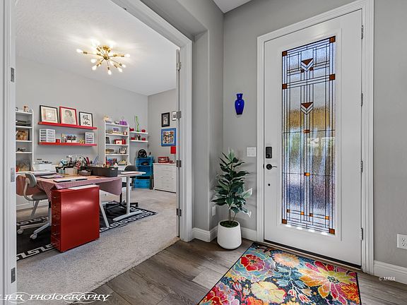 5th image of 833 Bridle Path Ln