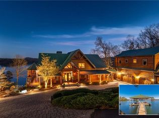 3406 Thunder Point, Gainesville, GA 30506