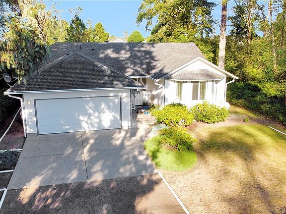 2nd image of 558 Quinault Ave SE