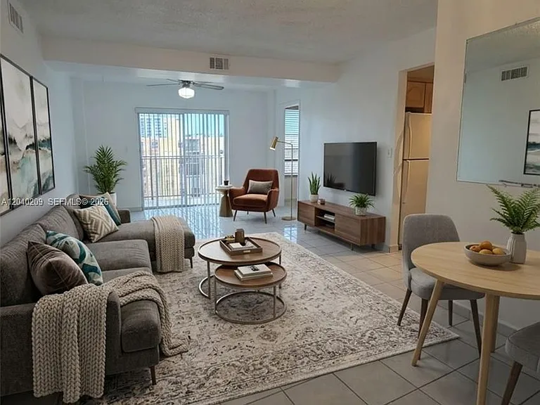4717 NW 7th St #803-10 — Photo 3