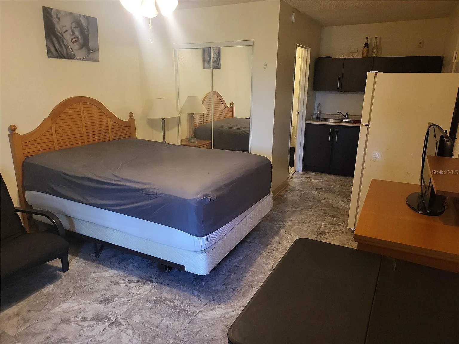 Studio, 286 sqft, $1,040 — Photo 4