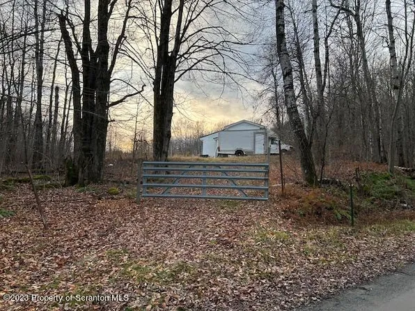 1969 Creek Rd, Union Dale, PA 18470