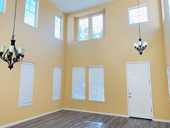 4th image of 20668 Golf Canyon Ct