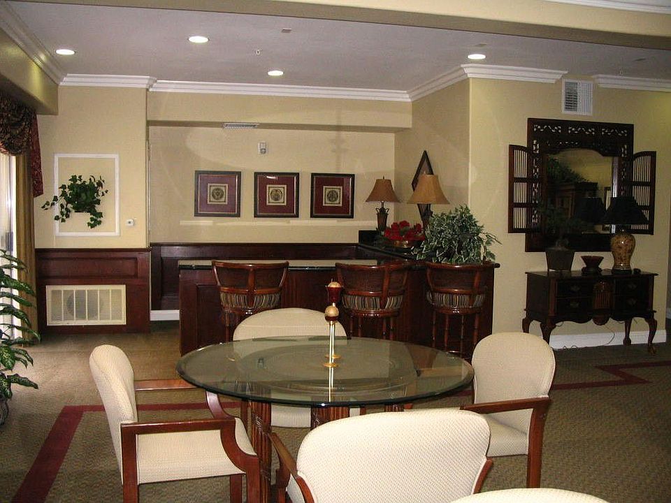 lounge area