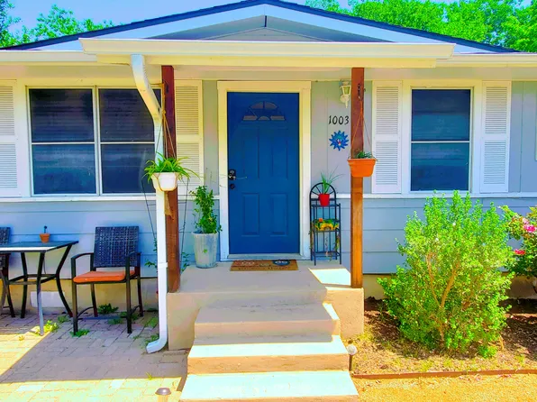 1003 Bugg Ln, San Marcos, TX 78666