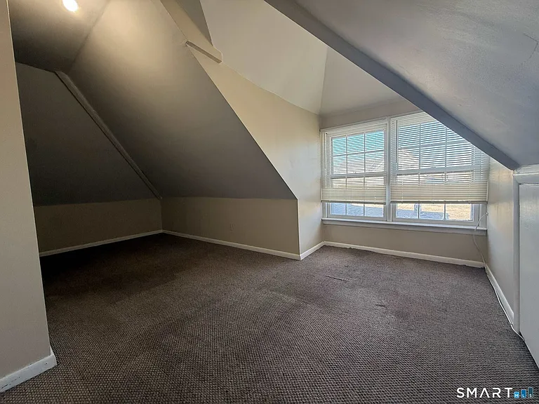 134 Woodward Ave #2 — Photo 15