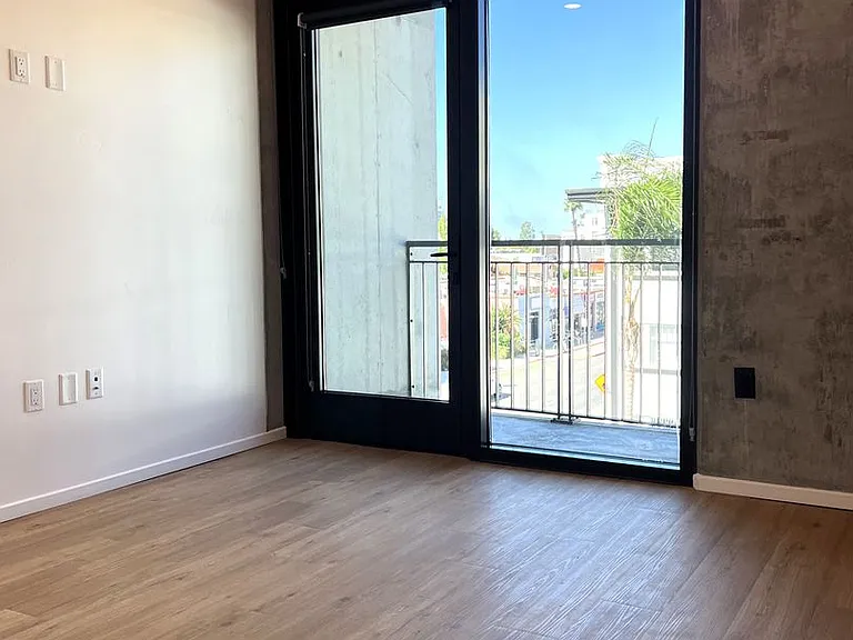Secoya Apartments — Photo 18