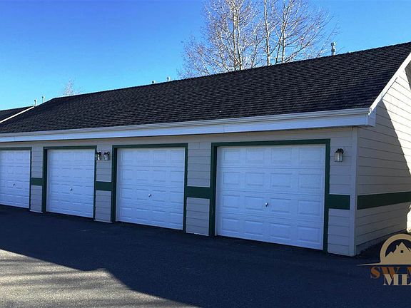 3rd image of 3026 Villard St Unit 2G