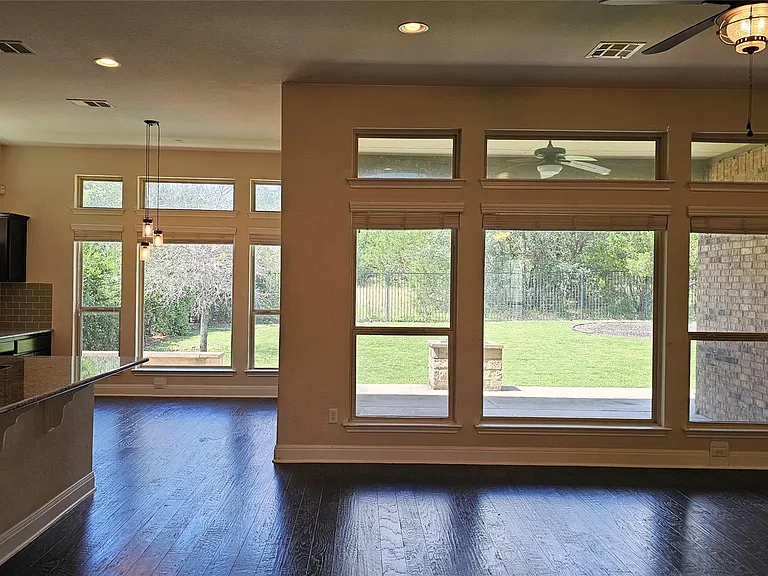 952 Wild Rose Dr — Photo 12